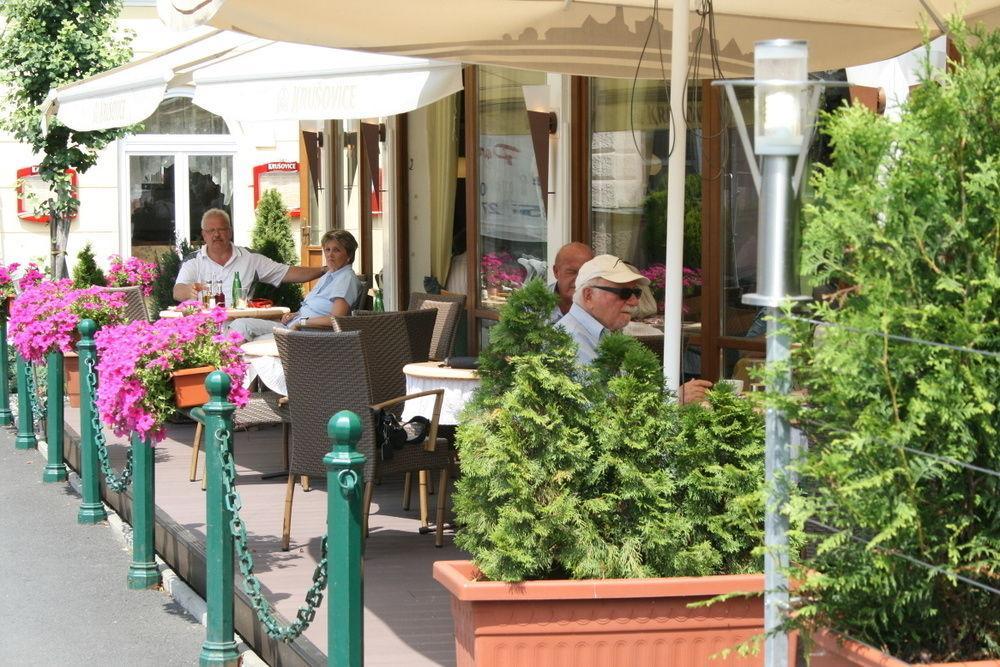Hotel Malta Karlsbad Buitenkant foto