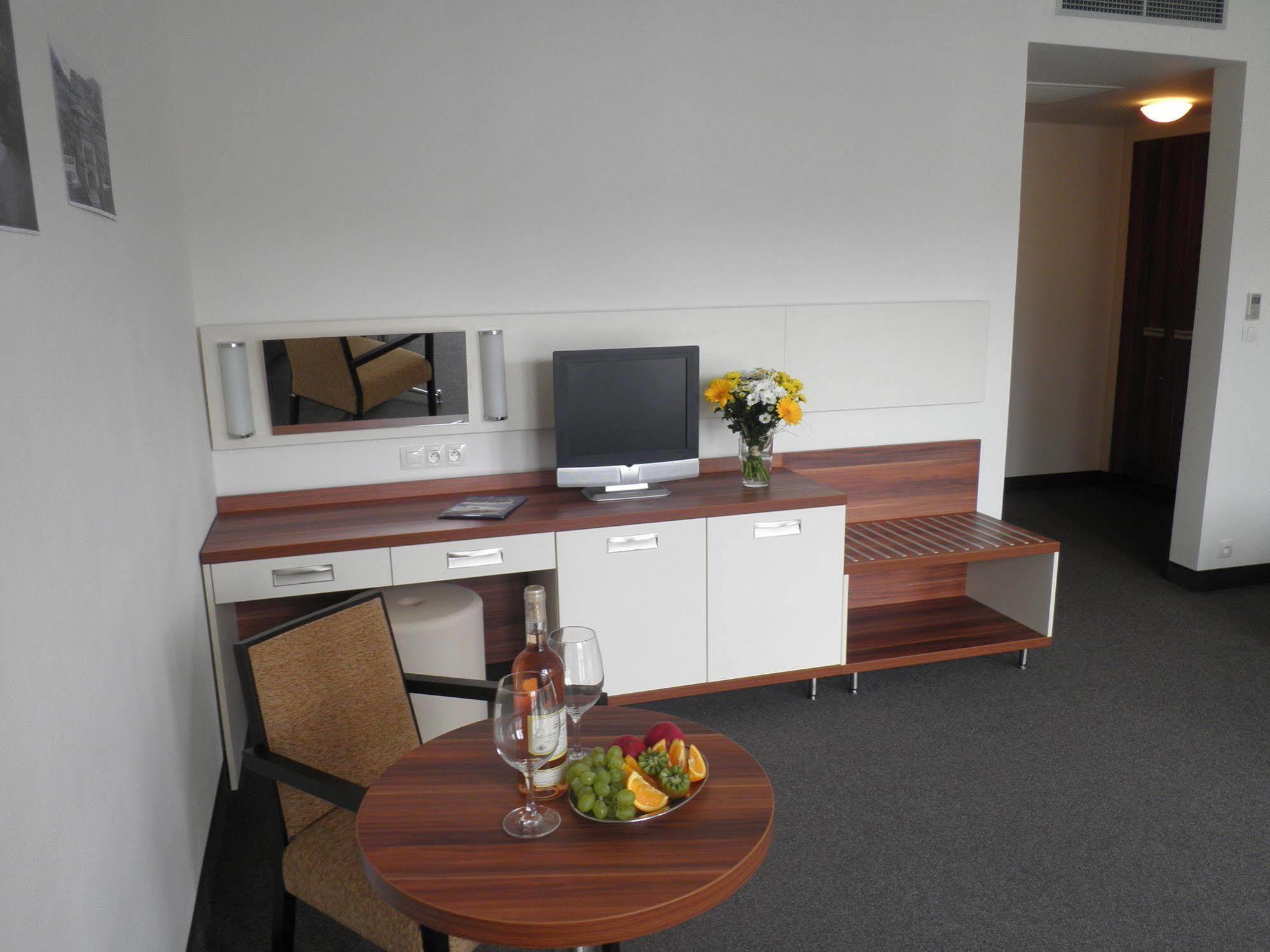 Hotel Malta Karlsbad Buitenkant foto