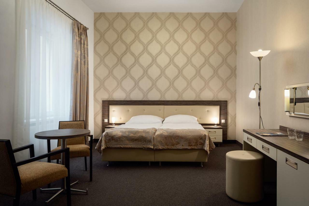 Hotel Malta Karlsbad Buitenkant foto